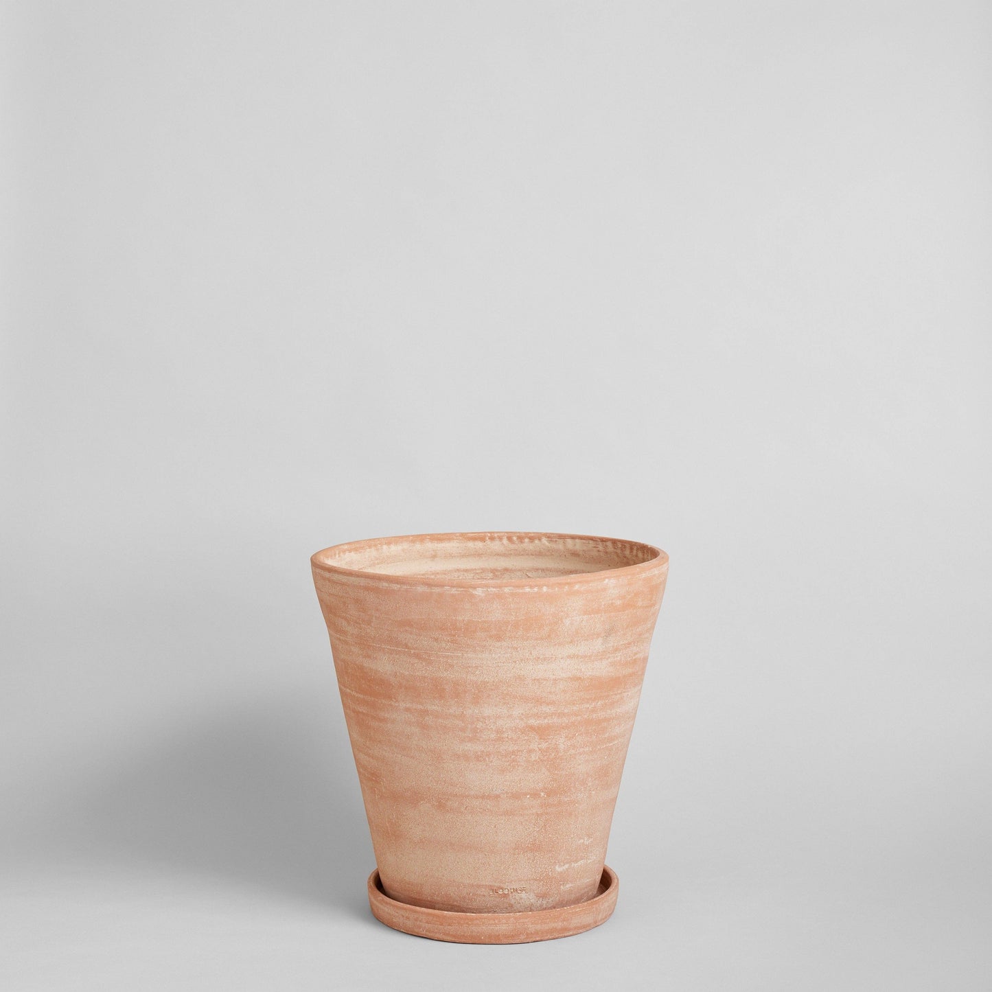 Studio Planter, Whitewash: Medium